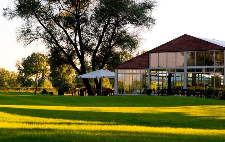 First Warsaw Golf & Country Club - Galeria Główna Pola Golfowego
